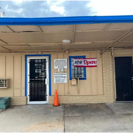 Holiday Motel Tulsa OK